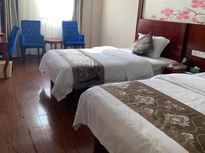 Greentree Alliance Guangdong Shenzhen Fuyong Subway Station Hotel